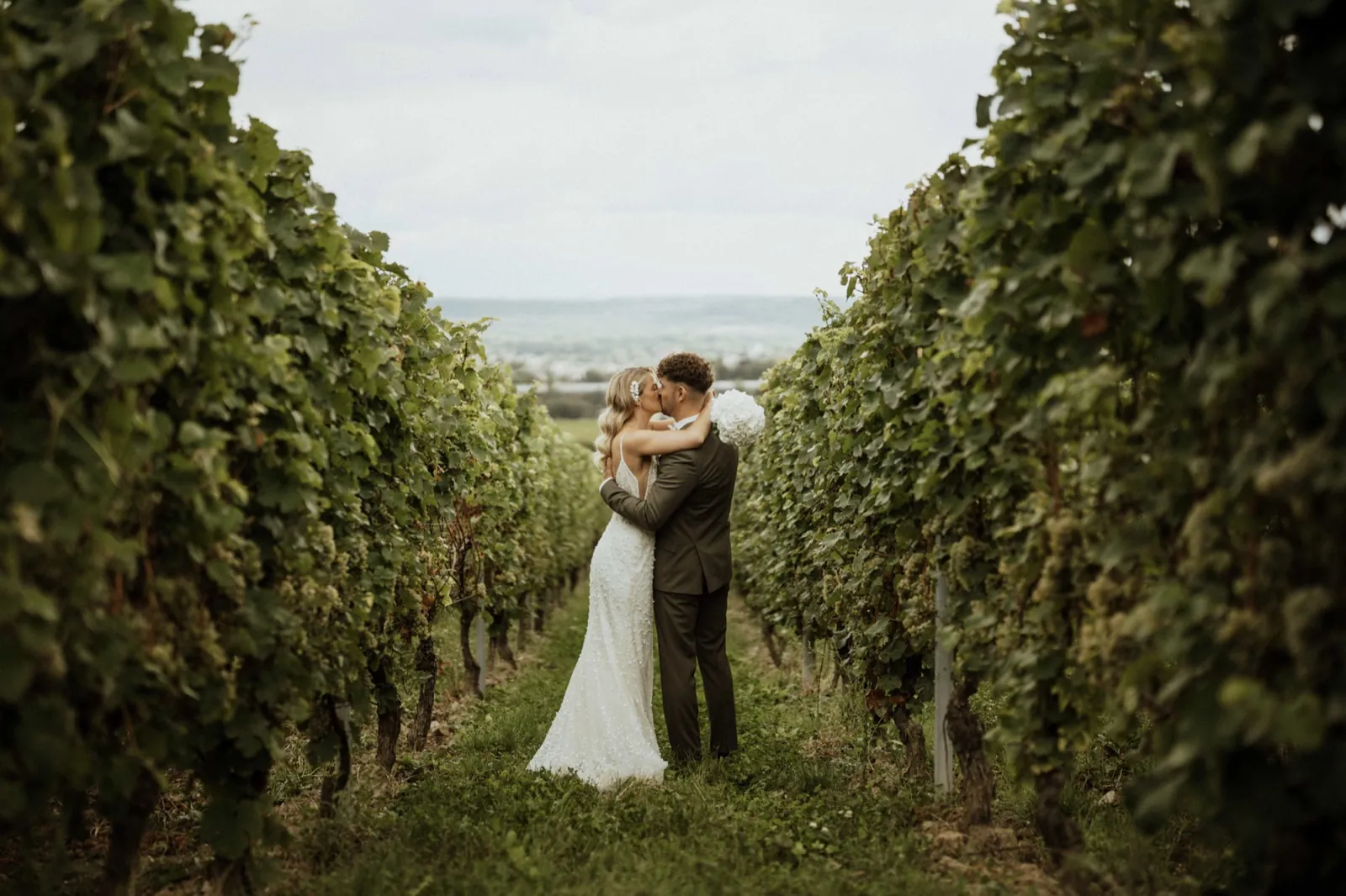Luisa & Norman – Abendstimmung Weingut