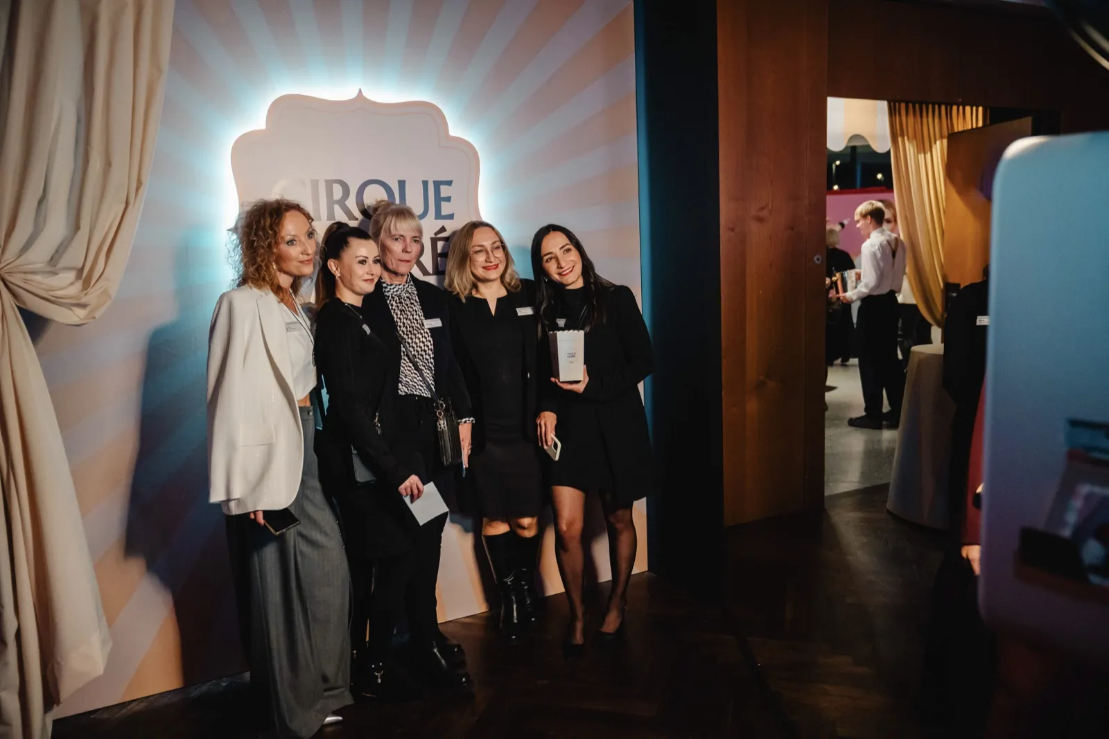 Cirque Inspiré – Gala Event Maritim Hotel