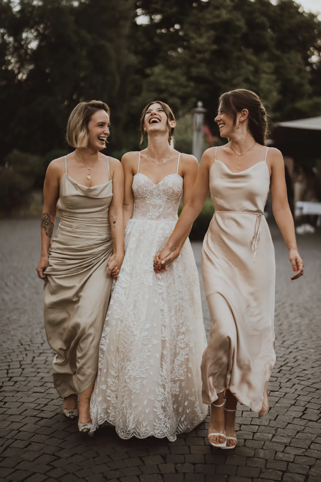 Julia & Chris – Getting Ready Ketschauer Hof, Deidesheim