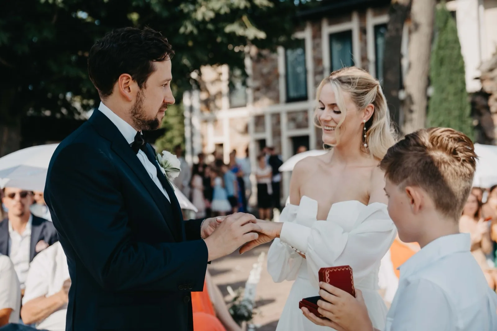 Julia & Max – Brautpaar Kloster Triefenstein