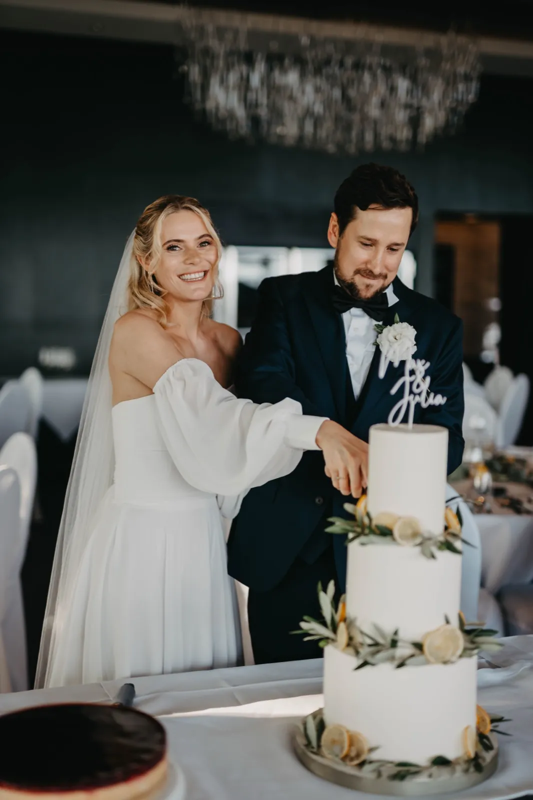 Julia & Max – Getting Ready Kloster Triefenstein