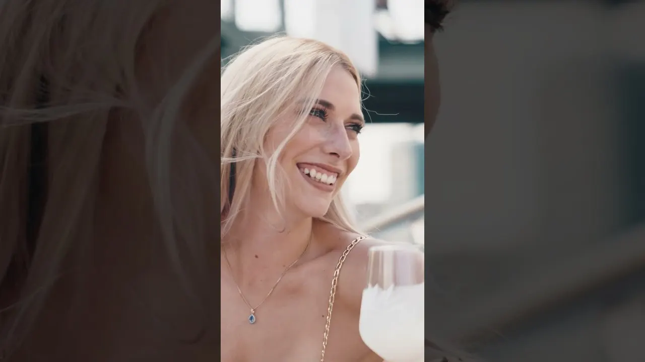 Social Media Content Video 9:16 - Light Hunters